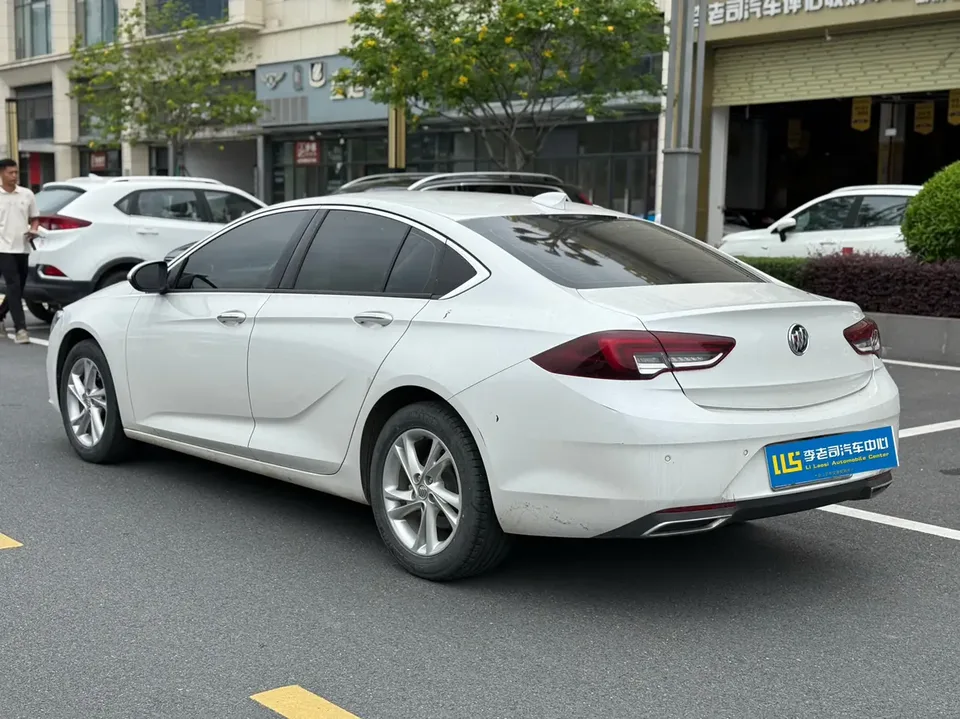Buick Majesty Regal 2023 552T Smart Edition 2023 — миниатюра 4