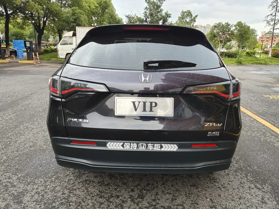 Honda ZR-V 1.5T CVT Technology Edition 2024 — миниатюра 2