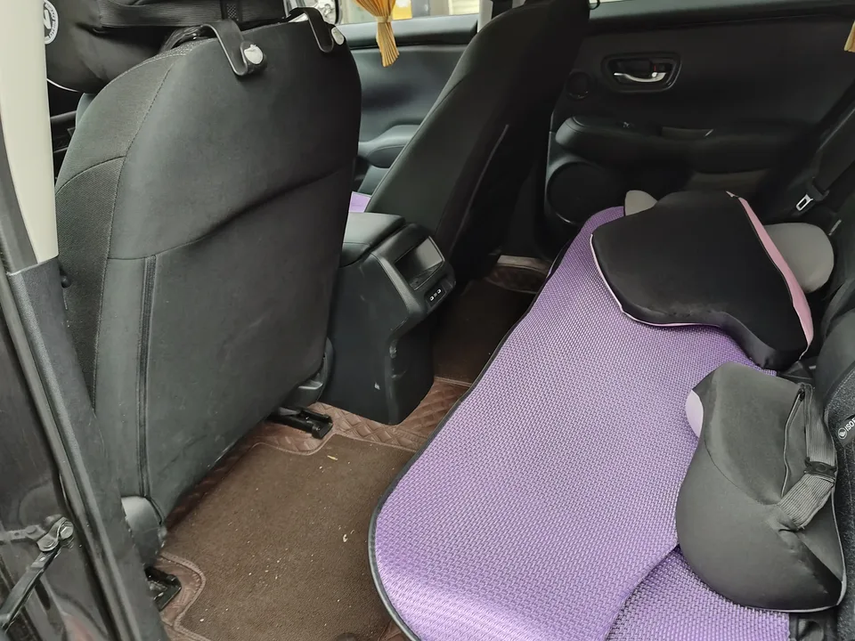 Honda ZR-V 1.5T CVT Technology Edition 2024 — миниатюра 3