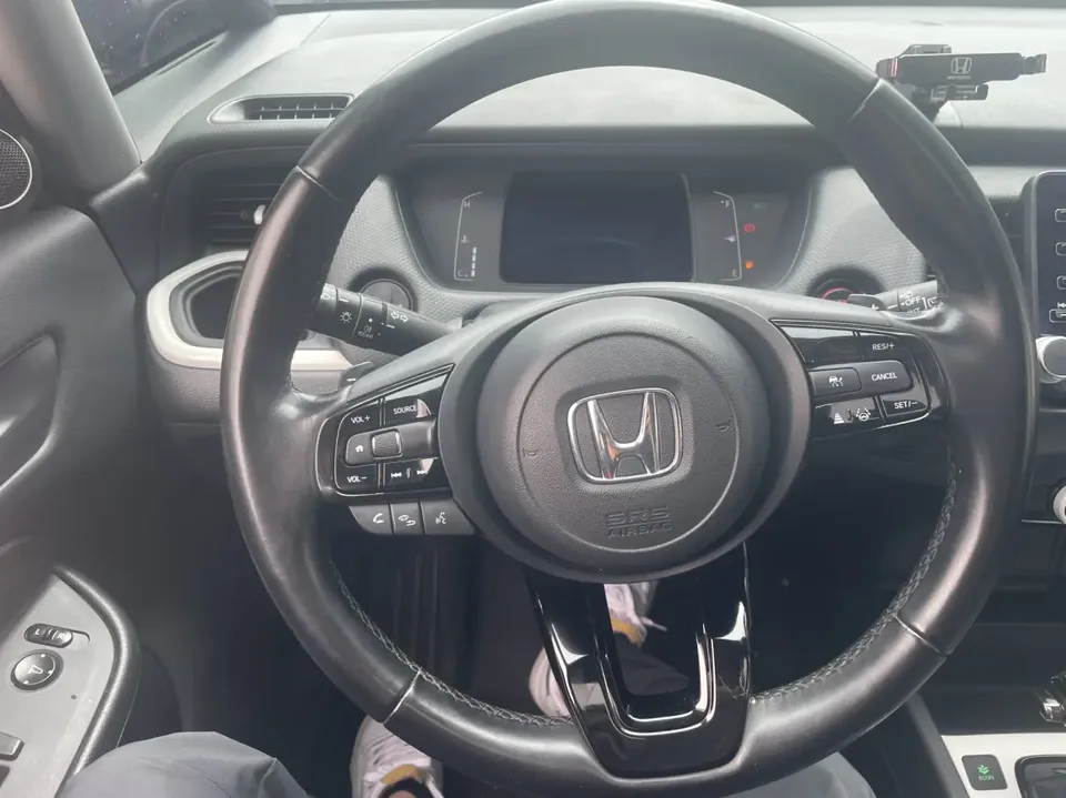 Honda FIT Fit 1.5L CVT Trendy Sunroof Edition 2022 — thumbnail 3