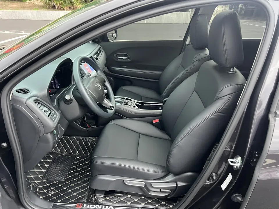 Honda VEZEL Binzhi 1.5L CVT Elite Smart Edition 2022 — thumbnail 4