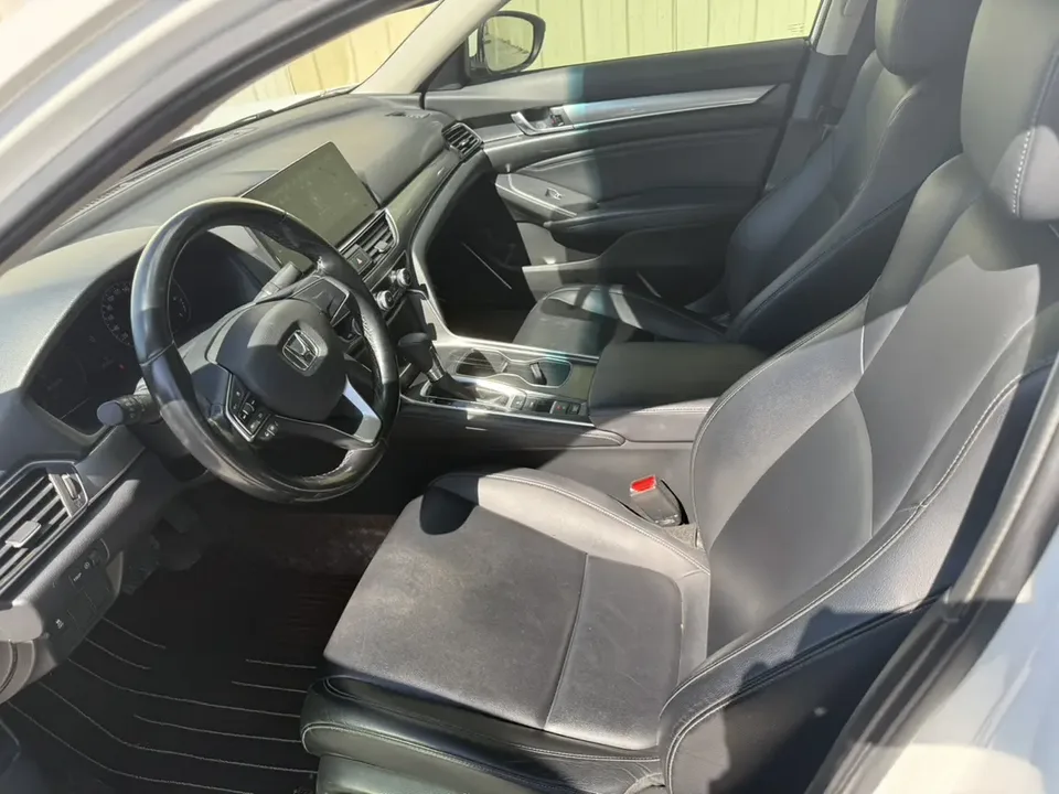 Honda Accord Accord 2022 260TURBO Deluxe Edition 2022 — миниатюра 3