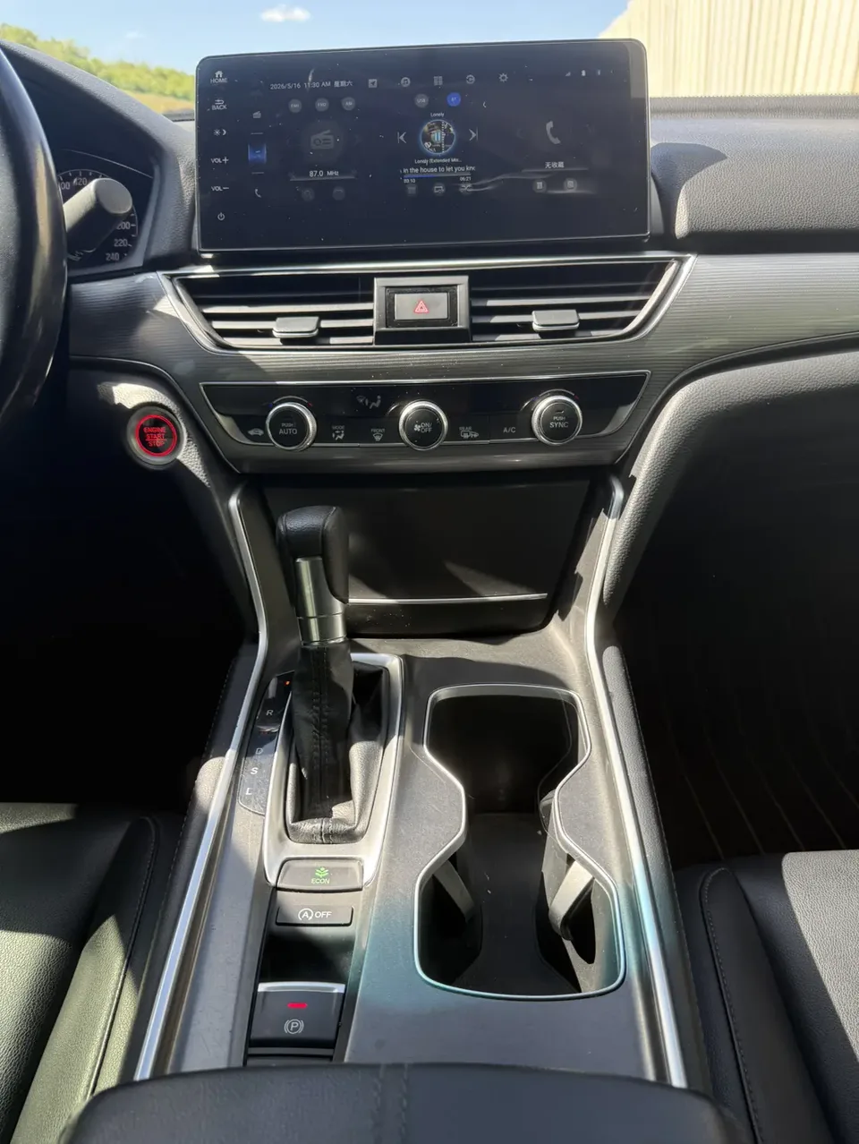Honda Accord Accord 2022 260TURBO Deluxe Edition 2022 — миниатюра 5