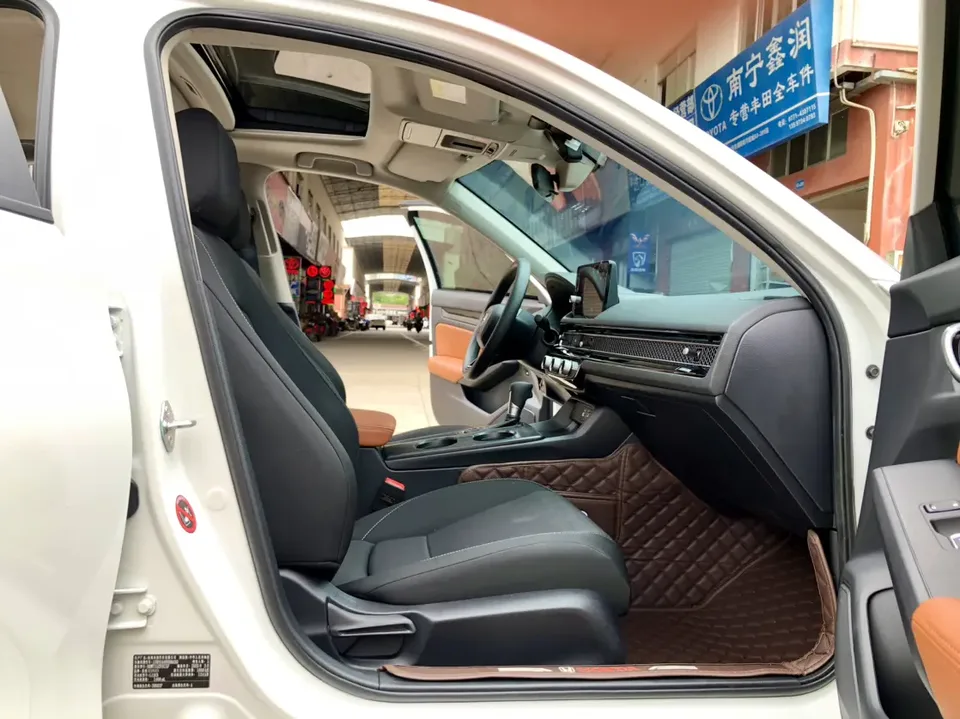 Honda CIVIC Civic 240TURBO CVT Dynamic C-position Customer Special Edition 2023 — миниатюра 5
