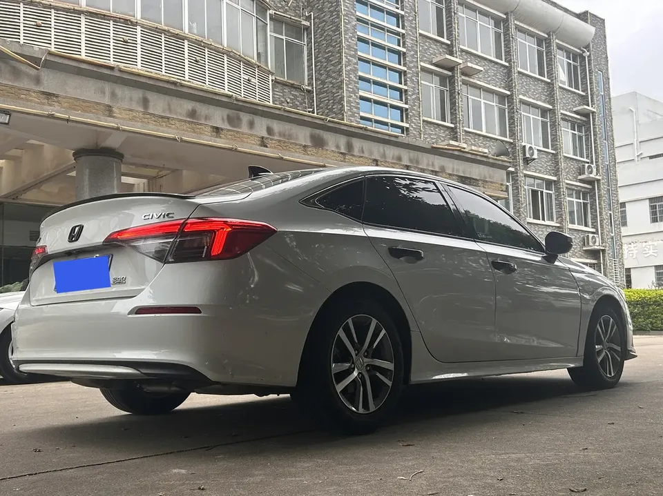 Honda CIVIC Civic Civic 240TURBO CVT Power Edition 2023 — thumbnail 2