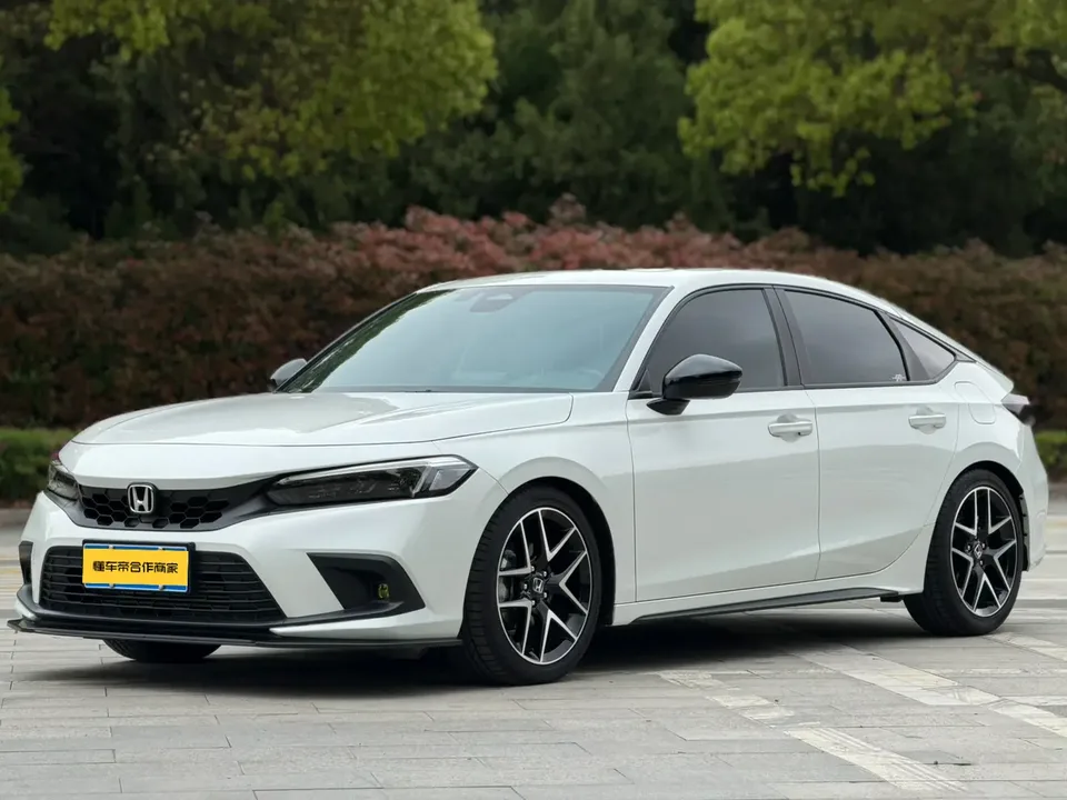 Honda CIVIC 2024