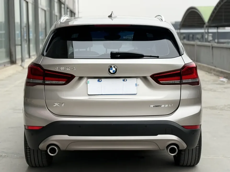 BMW X1 BMW X1 2022 sDrive25Li Leading Edition 2022 — миниатюра 2