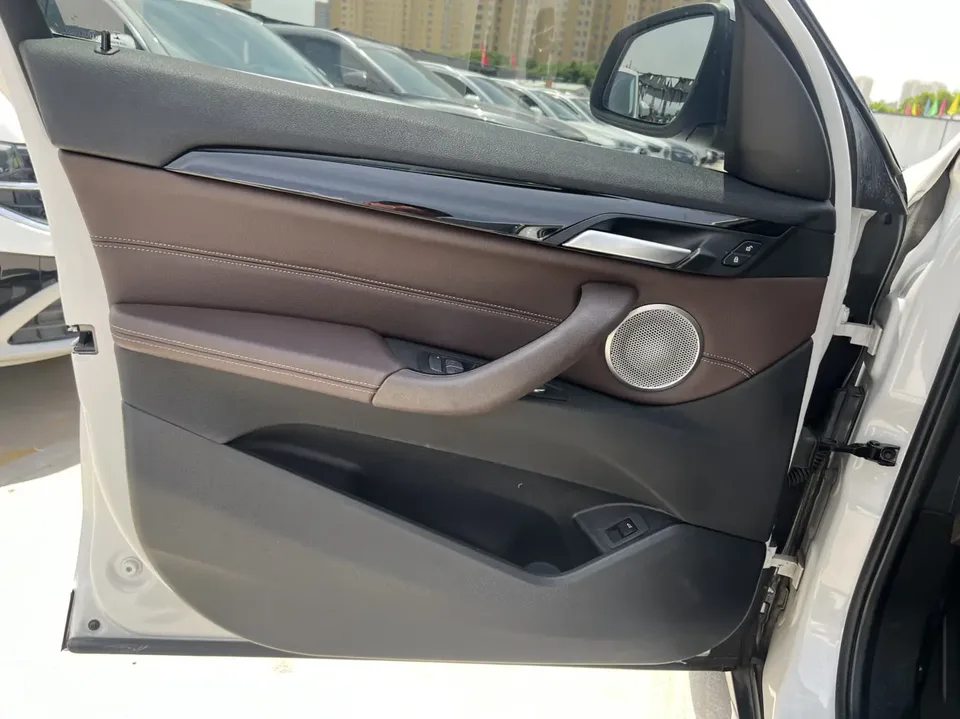 BMW X1 BMW X1 2022 sDrive20Li Fashion Edition 2022 — миниатюра 3