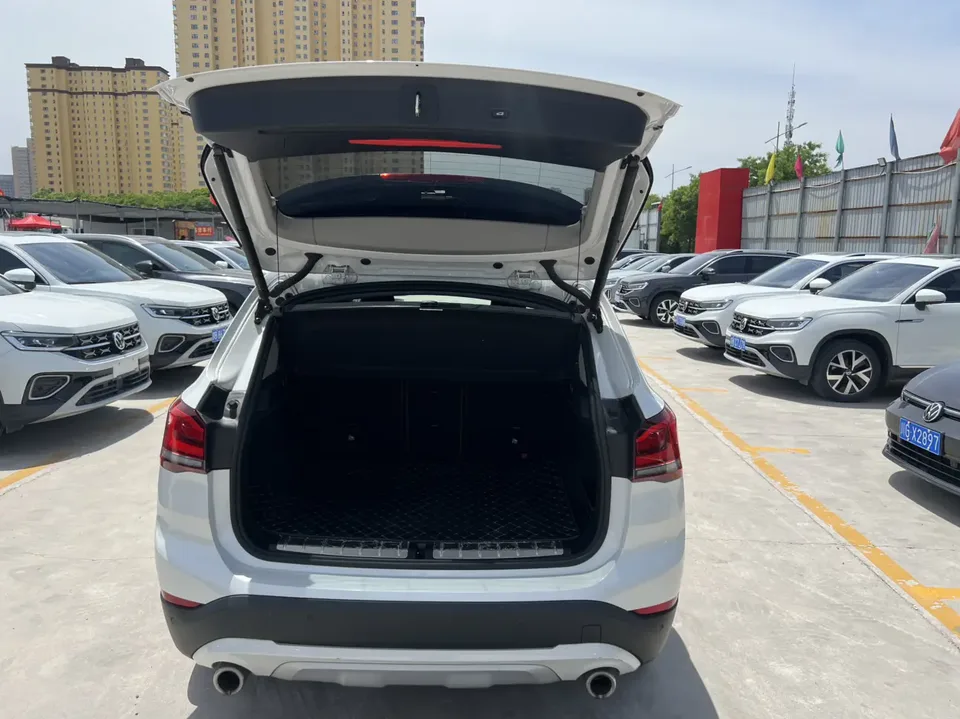 BMW X1 BMW X1 2022 sDrive20Li Fashion Edition 2022 — миниатюра 5