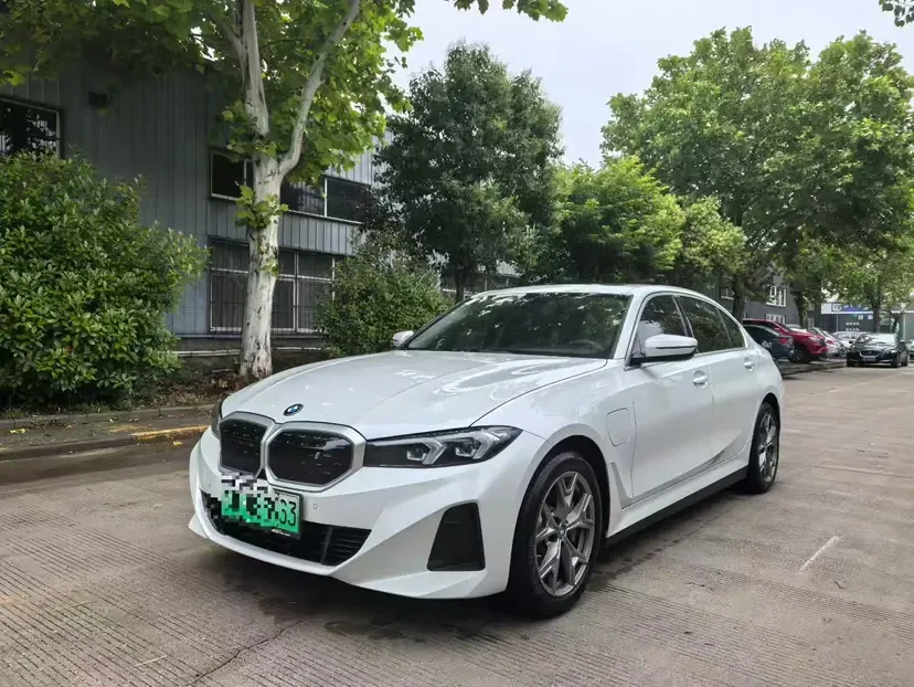 BMW i3 2024