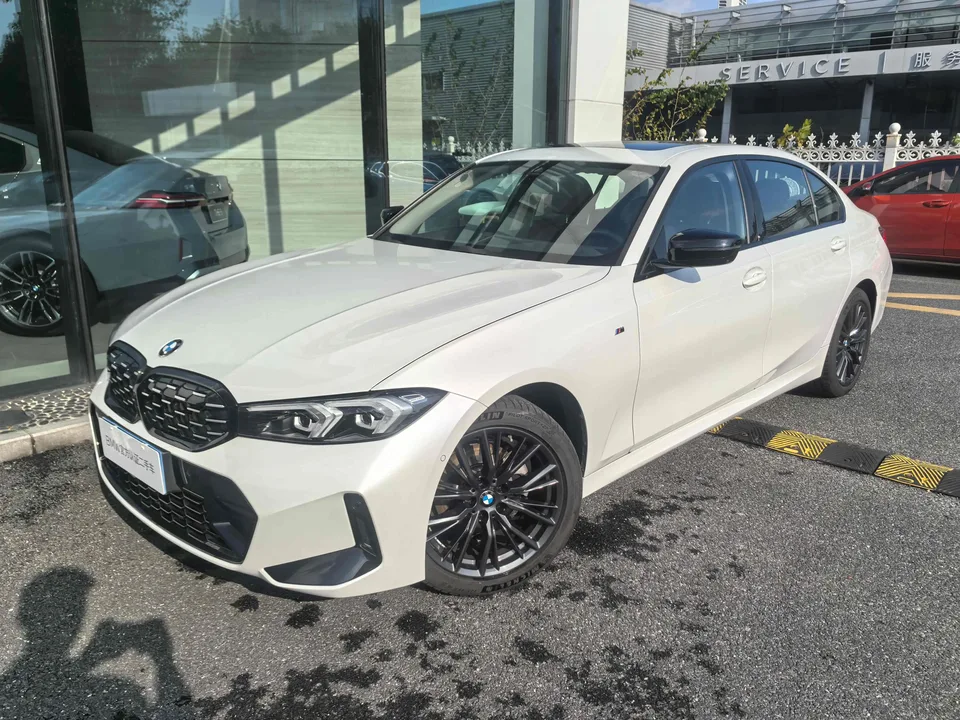 BMW 3 Series BMW 3 Series 2023 320Li M Sport Package 2023 — фото 1, купить с доставкой в Москву