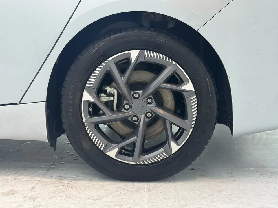 GAC Trumpchi Haobo Haopin GT Haopin GT 560 rear drive seven-wing version ternary lithium 2023 — thumbnail 3