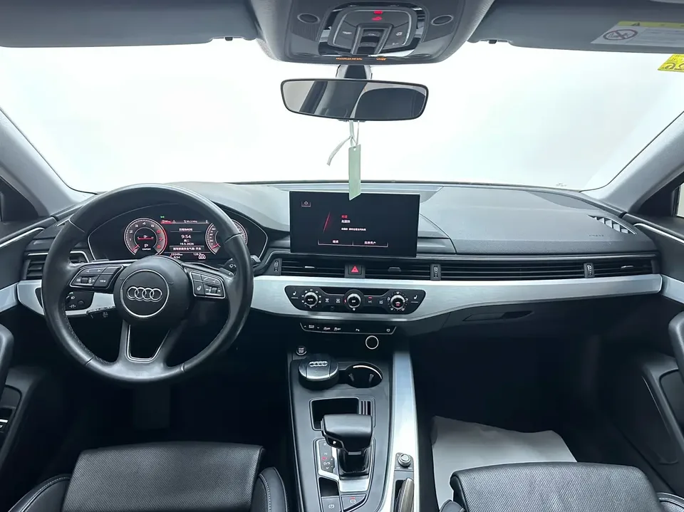 Audi a4 l Audi A4L 2022 40 TFSI Fashion Dynamic Edition 2022 — миниатюра 2