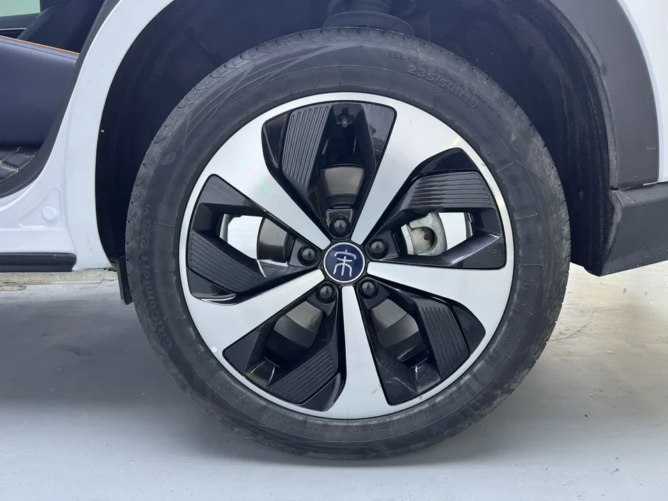 BYD Song PLUS DM Song PLUS DM DM-i 110KM 2WD Flagship PLUS 2022 — thumbnail 5
