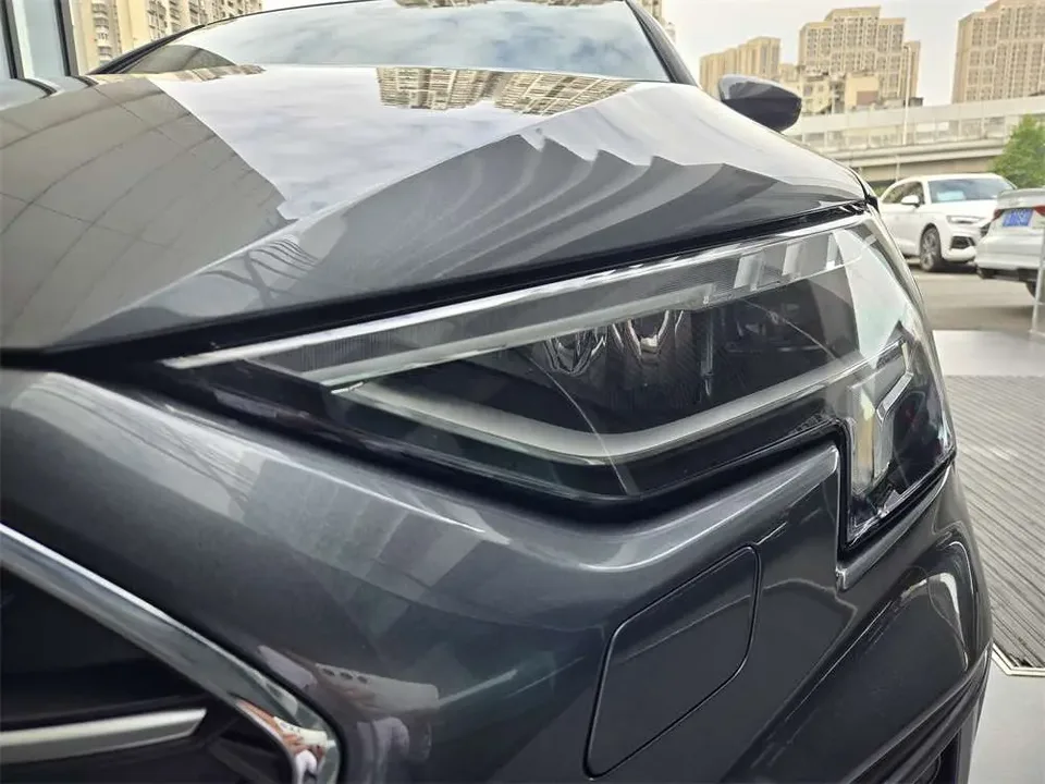 Audi A3 A3L Limousine 35 TFSI Fashion Sports 2022 — миниатюра 5