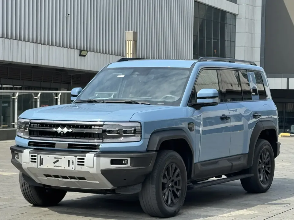 BYD Leopard Leopard 5 Leopard 5 Pilot Edition 2023 — photo 1, buy with delivery to Moscow