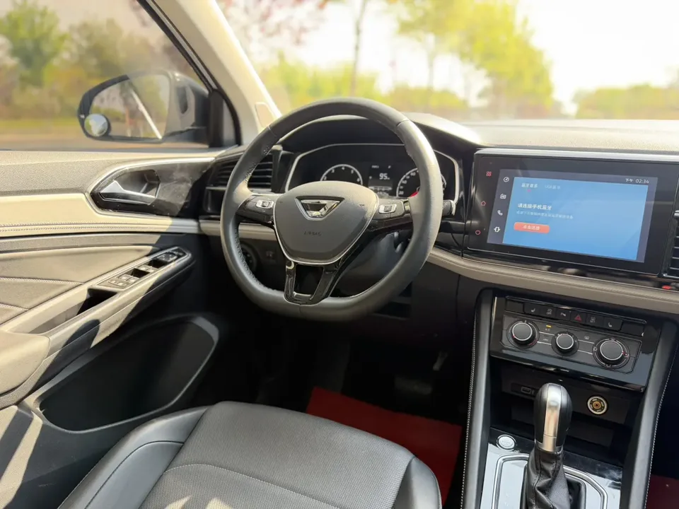 Jetta VS5 VS5 280TSI automatic high-gloss enjoyment version 2022 — thumbnail 5