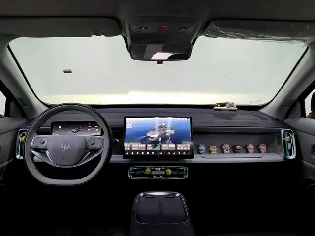 Leapmotor B10 510 Enjoy Edition 2025 — миниатюра 4