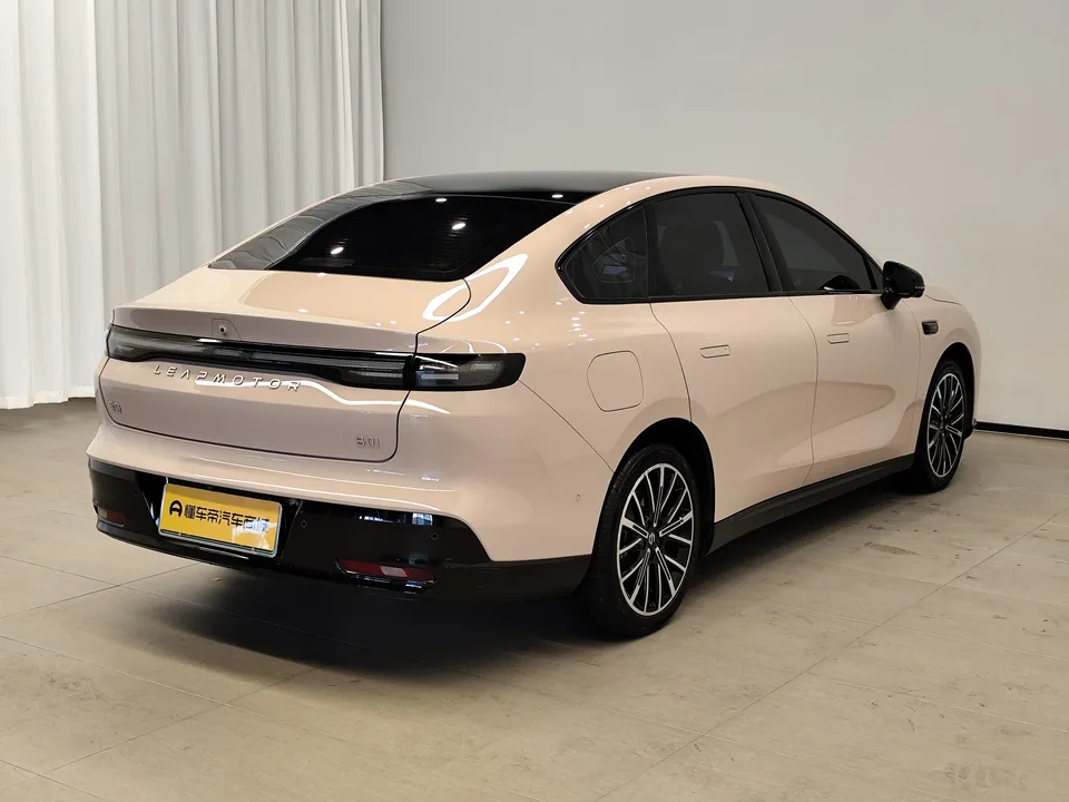 Leapmotor Leap running B01 650 LiDAR Edition 2025 — миниатюра 4