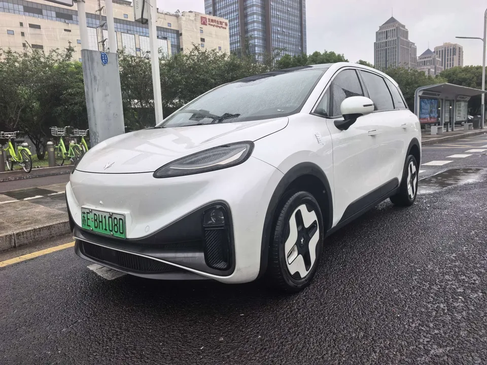 ARCFOX Extreme Fox Arctic Fox Koala S Arctic Fox Koala S AIR Edition 2024 — photo 1, buy with delivery to Moscow