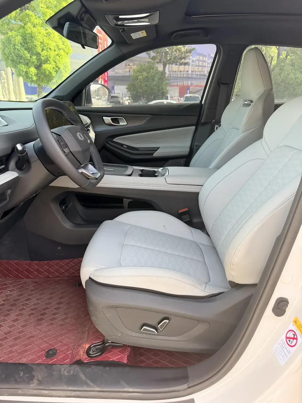 Changan Qiyuan Q05 Classic Changan Qiyuan Q05 Classic 2025 Edition 125 Pilot Edition 2025 — миниатюра 3