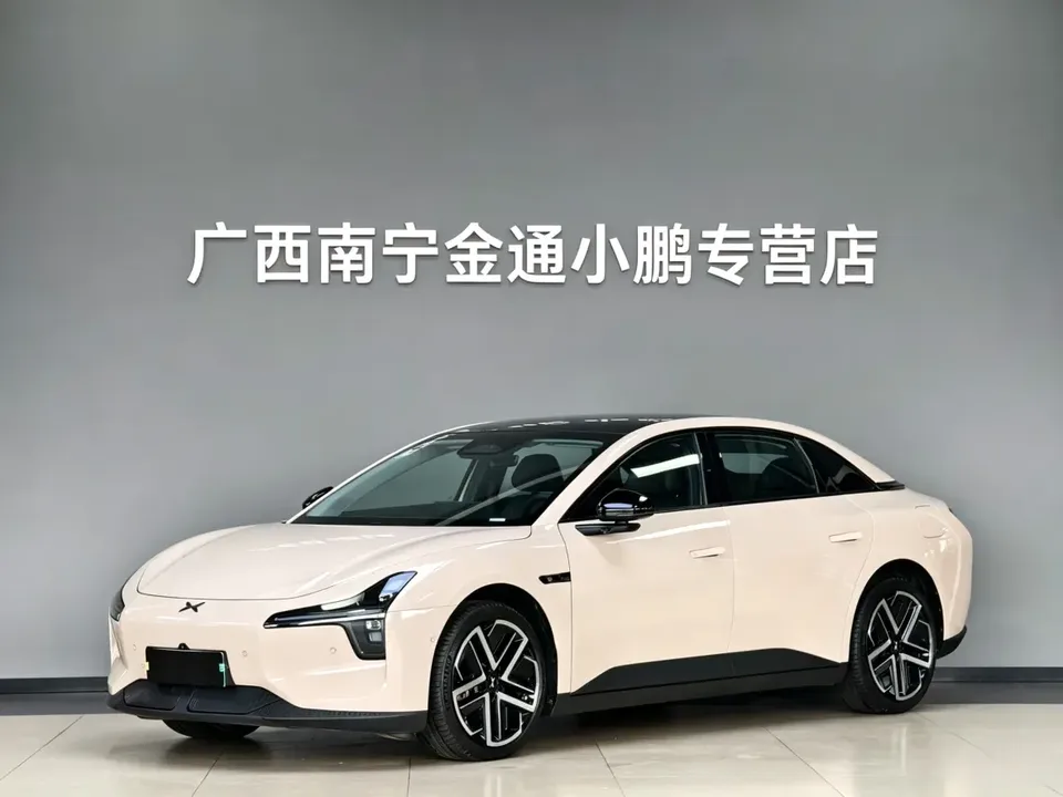 XPeng Xiaopeng MONA M03 2025