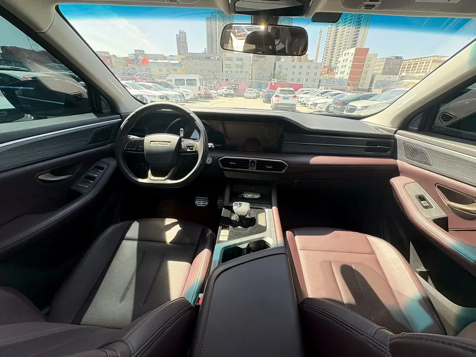 Jetour Jietu X90 PLUS Beyond Edition 1.6TD DCT Family Edition 2025 — миниатюра 5