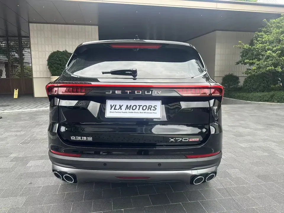 Jetour Jietu X70 PLUS Champion Edition 1.5T DCT Champion MAX 5 Seaters 2025 — миниатюра 2