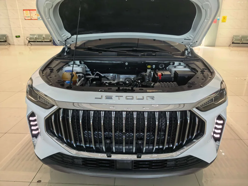 Jetour Jietu X70 PLUS Jietu X70 PLUS Champion Edition 1.5T DCT Champion PRO 5-seater 2024 — thumbnail 3