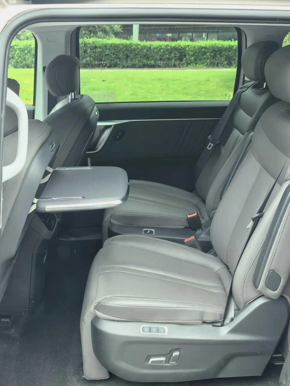 Datong Maxus G70 Maxus G70 2.0T Automatic Flagship Edition 7 Seaters 2024 — thumbnail 5