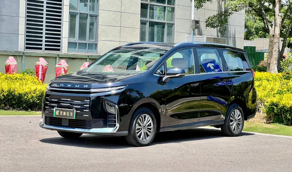 Datong Maxus G50 PHEV 2025