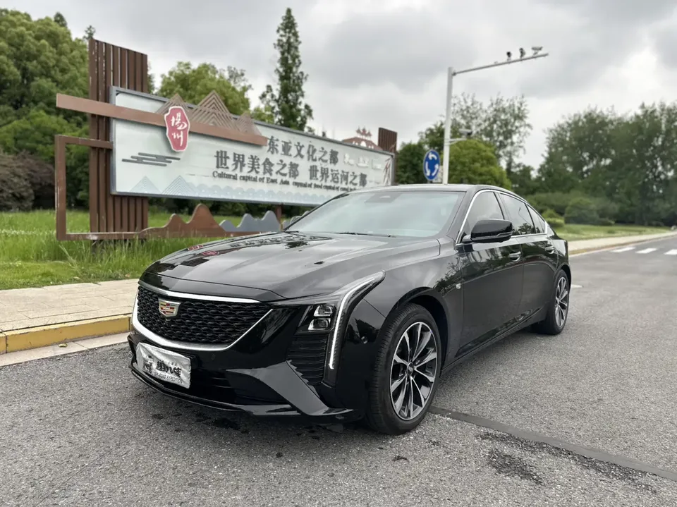 Cadillac CT5 2025