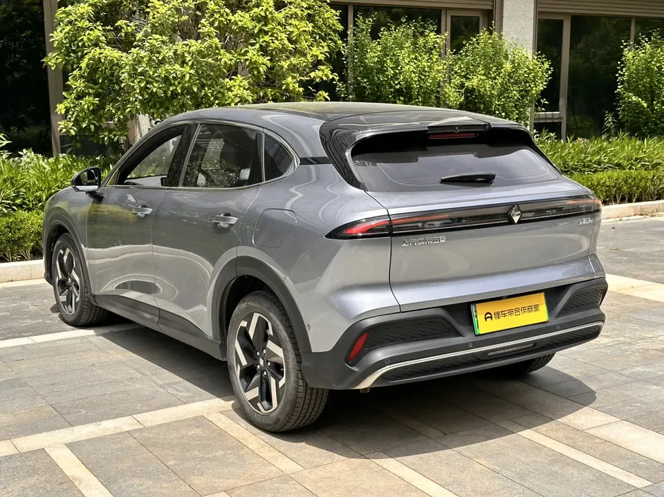 Baojun Yunhai PHEV Yunhai PHEV model 140km plug-in hybrid version 2024 — миниатюра 2