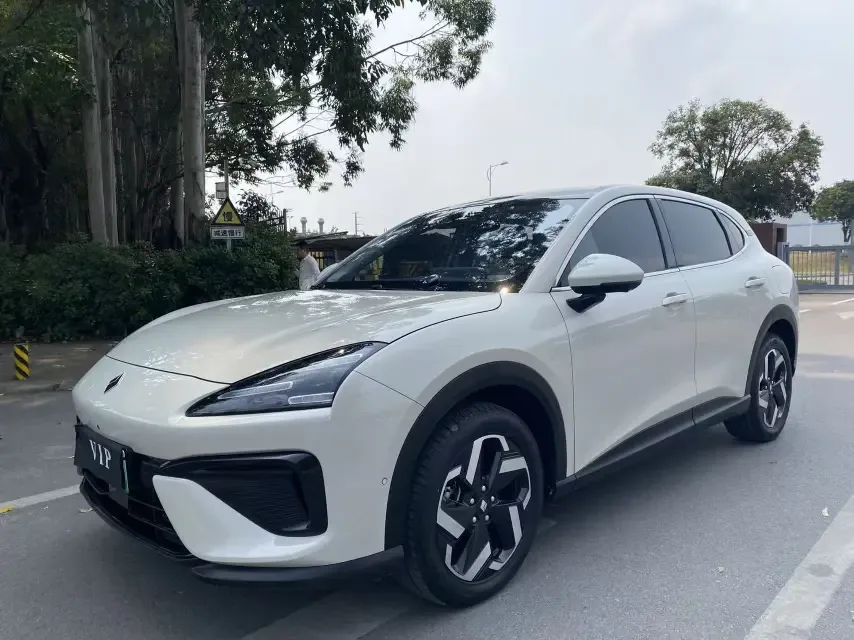 Baojun Yunhai PHEV Baojun Yunhai PHEV 140km Plug-in Hybrid 2024 — photo 1, buy with delivery to Moscow
