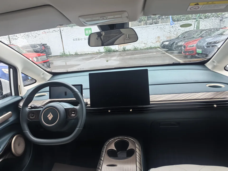 Baojun clouds Clouds 460 Pro 2023 — thumbnail 3
