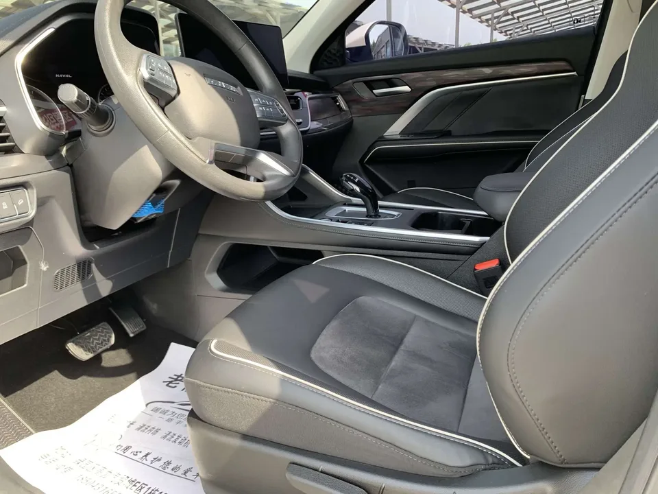 Haval H6 National Fashion Edition 1.5T Automatic Champion Edition 2023 — миниатюра 3