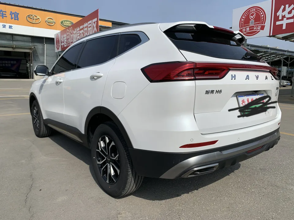 Haval H6 National Fashion Edition 1.5T Automatic Champion Edition 2023 — миниатюра 4