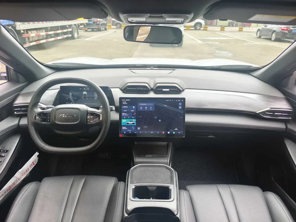 Dongfeng Fengshen L7 EV 518 Enjoy Edition 2025 — миниатюра 3