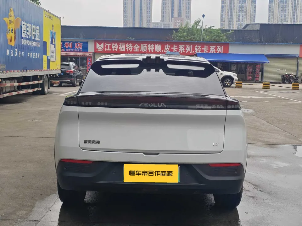 Dongfeng Fengshen L7 EV 518 Enjoy Edition 2025 — миниатюра 5