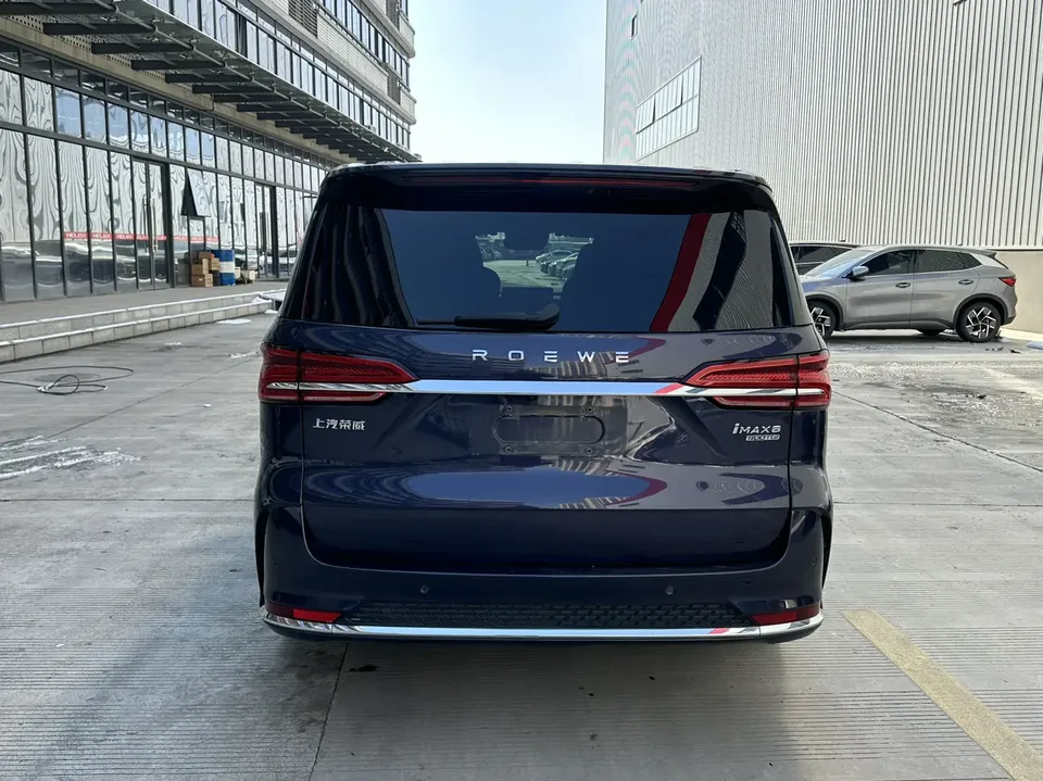 Roewe iMAX8 Roewe iMAX8 2022 400TGI Extreme Edition 2022 — миниатюра 2