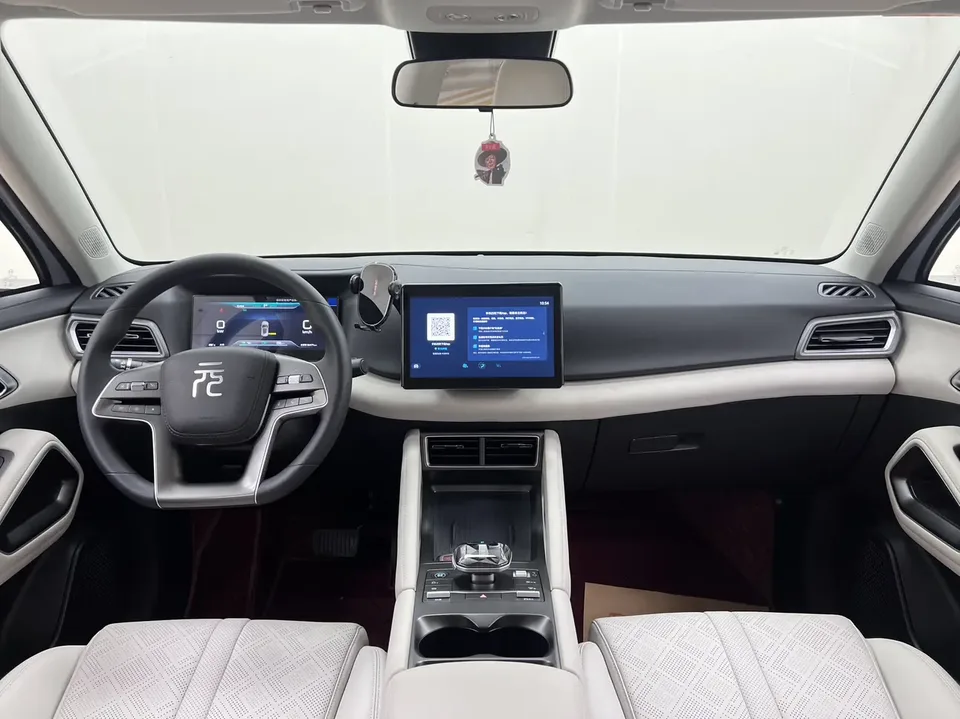 BYD Yuan Up Yuan UP 401KM Vitality 2024 — thumbnail 5