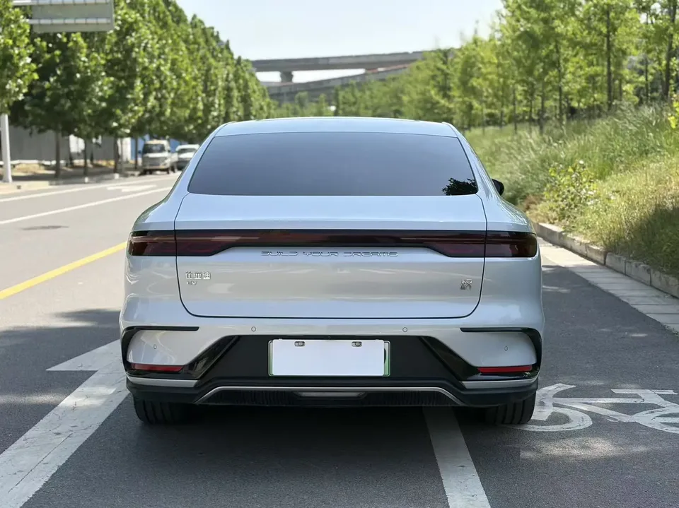 BYD Han EV Honor Edition 506KM Premium Model 2024 — миниатюра 2