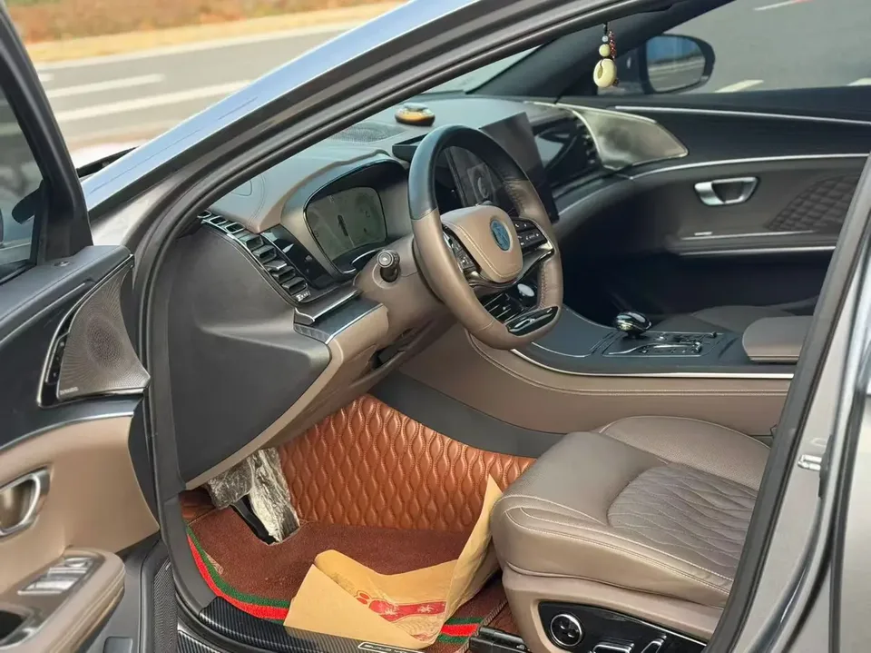 BYD Han DM DM-i 121KM Premium Edition 2022 — миниатюра 5