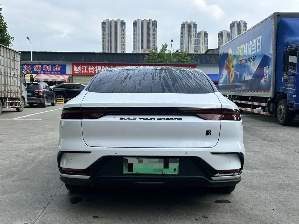 BYD Han DM DM-i 121KM Premium Edition 2022 — миниатюра 2