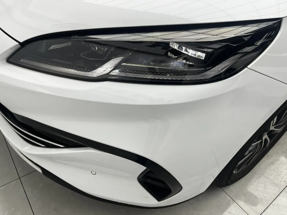 BYD Seal 06DM DM-i 120KM Premium Edition 2025 — миниатюра 2