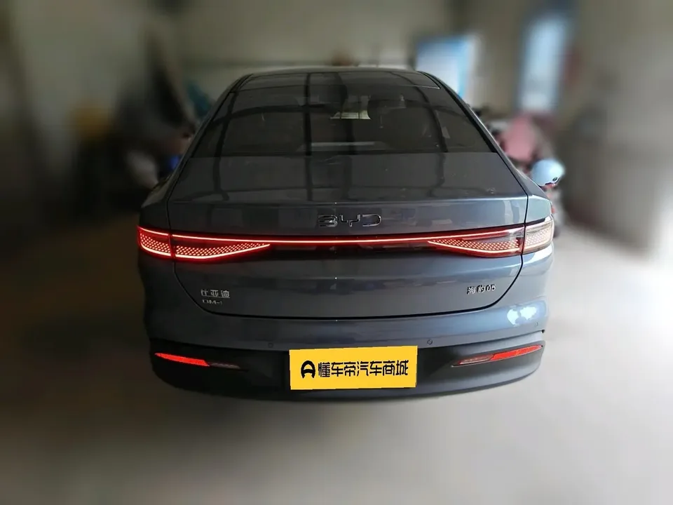 BYD Seal 05DM Seal 05DM DM-i 128KM Luxury 2026 — миниатюра 5