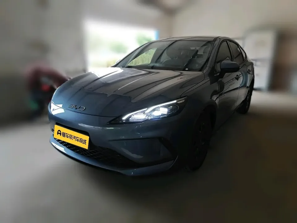 BYD Seal 05DM Seal 05DM DM-i 128KM Luxury 2026 — photo 1, buy with delivery to Moscow