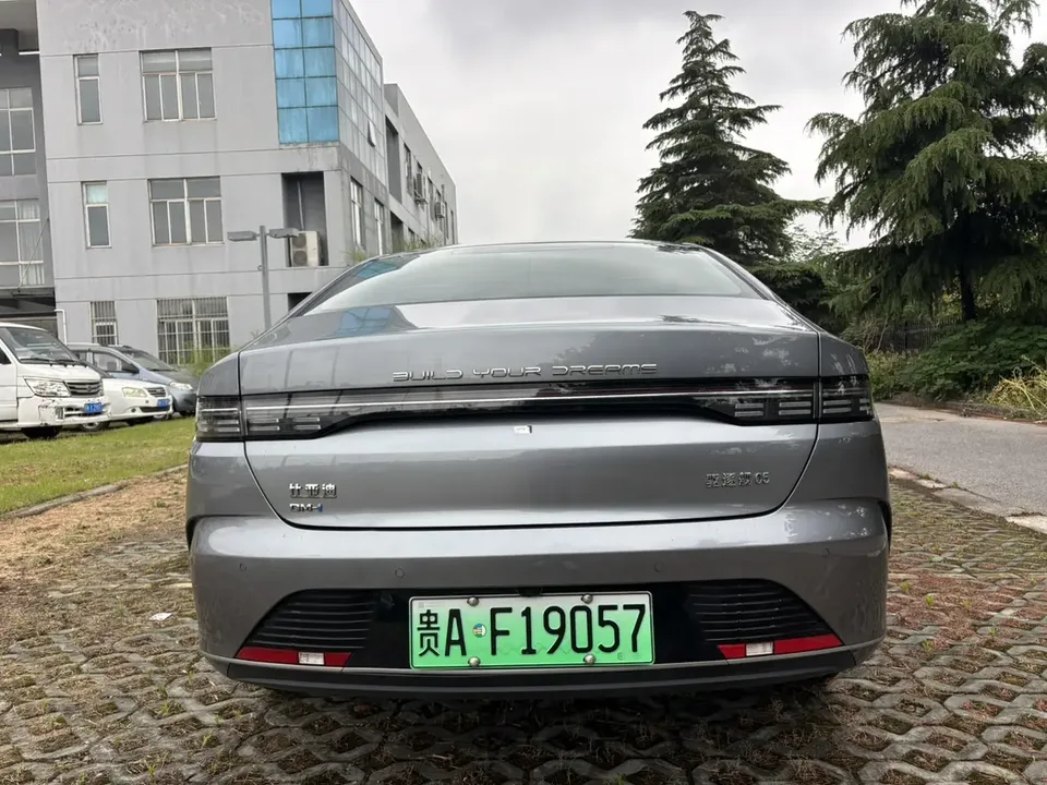 BYD Destroyer 05 Destroyer 05 Glory Edition DM-i 120KM Luxury 2024 — thumbnail 2