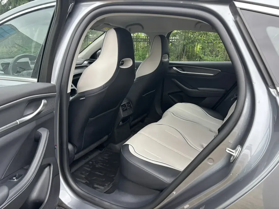 BYD Destroyer 05 Destroyer 05 Glory Edition DM-i 120KM Luxury 2024 — thumbnail 3