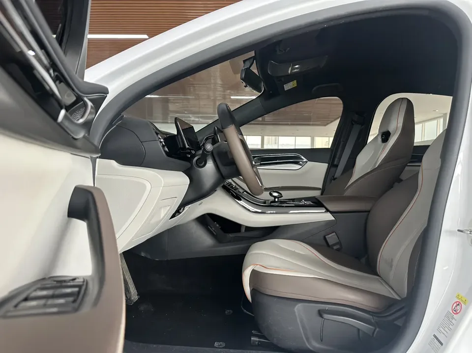 BYD Qin PLUS EV Qin PLUS EV Champion Edition 420KM Leading Edition 2023 — thumbnail 4